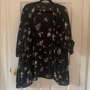 Billabong Floral Kimono